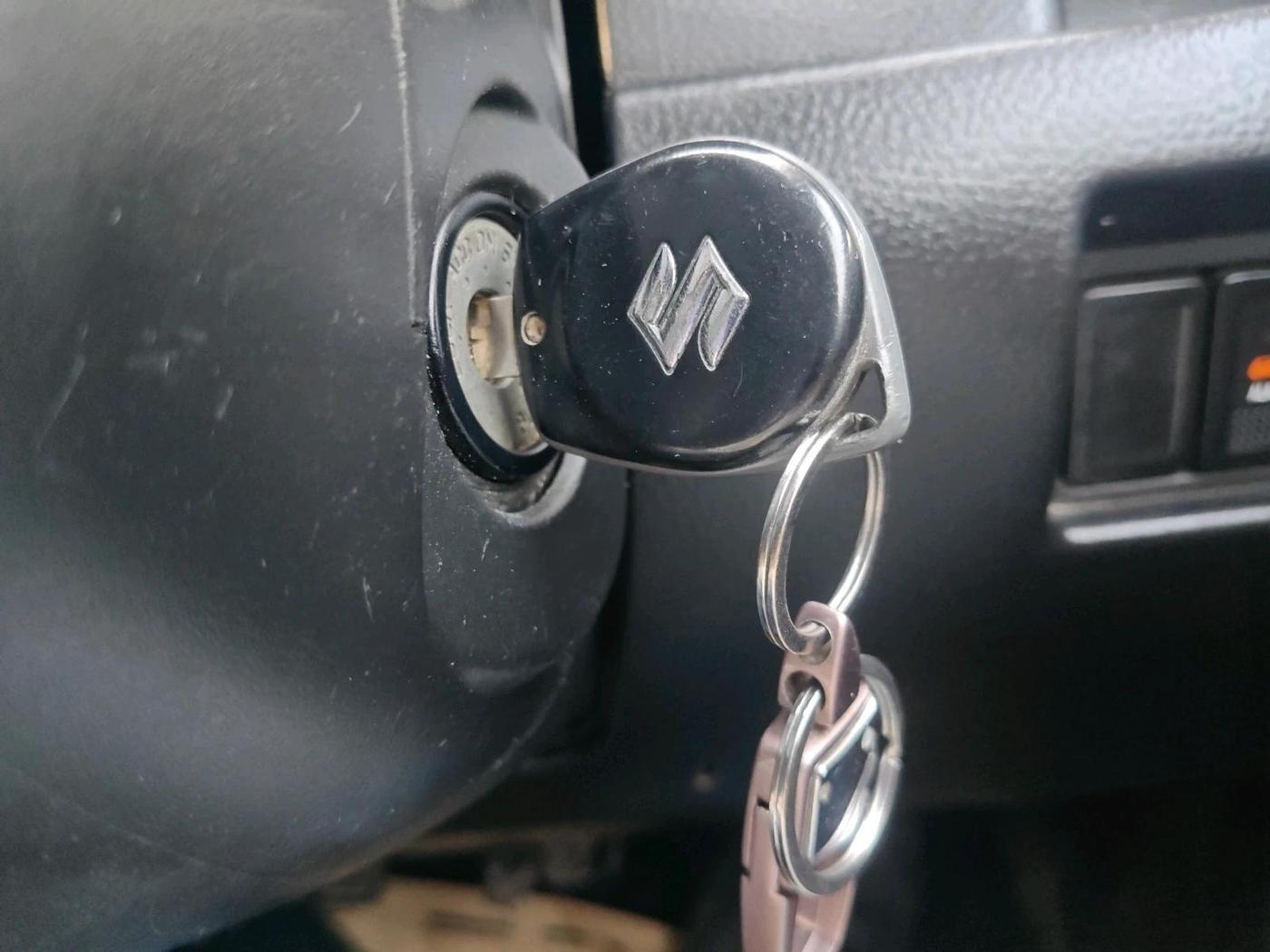 2017 Maruti Swift LXI (O), Petrol, Manual, 1,04,722 km, interior