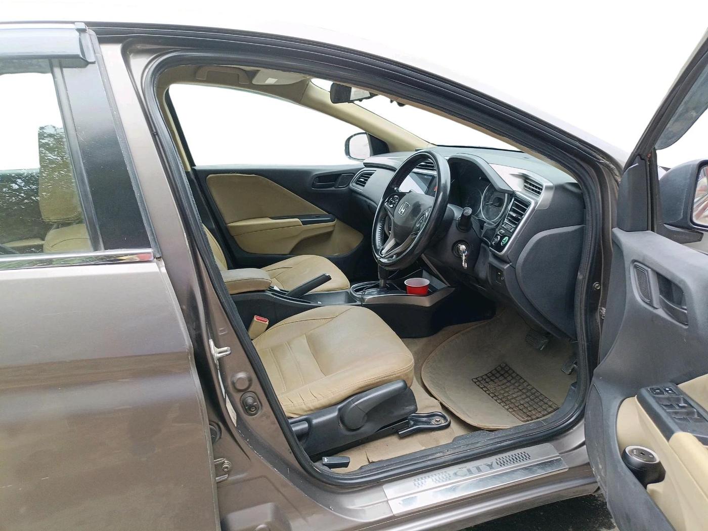 2014 Honda City 1.5L I-VTEC SV CVT, Petrol, Automatic, 1,26,268 km, interior