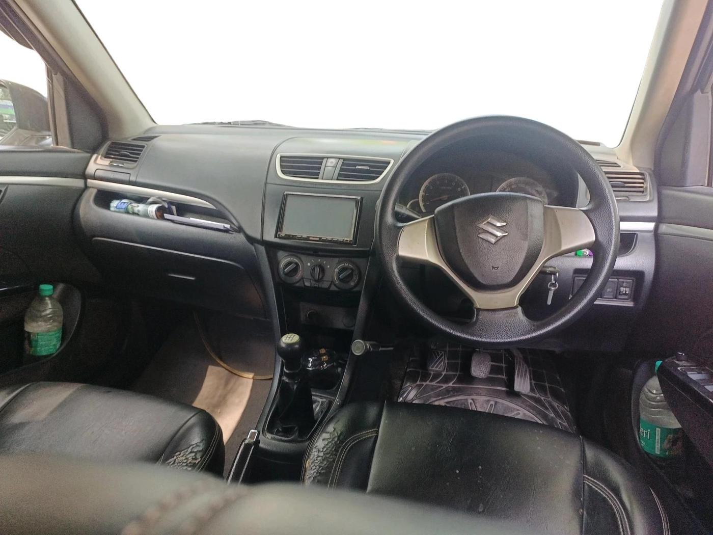 2011 Maruti Swift VXI, Petrol, Manual, 1,90,330 km, interior