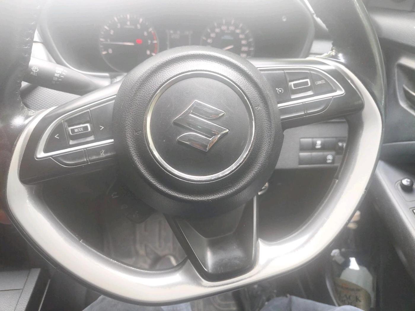 2022 Maruti BREZZA LXI SMART HYBRID, Petrol, Manual, 95,214 km, interior
