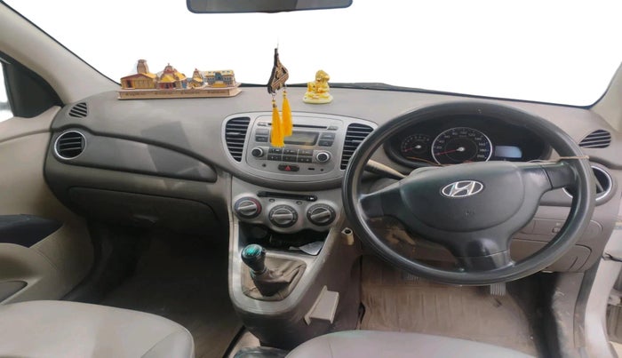 2011 Hyundai i10 MAGNA 1.2, Petrol, Manual, 92,566 km, interior