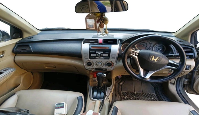2011 Honda City 1.5L I-VTEC V AT, CNG, Automatic, 1,77,186 km, interior