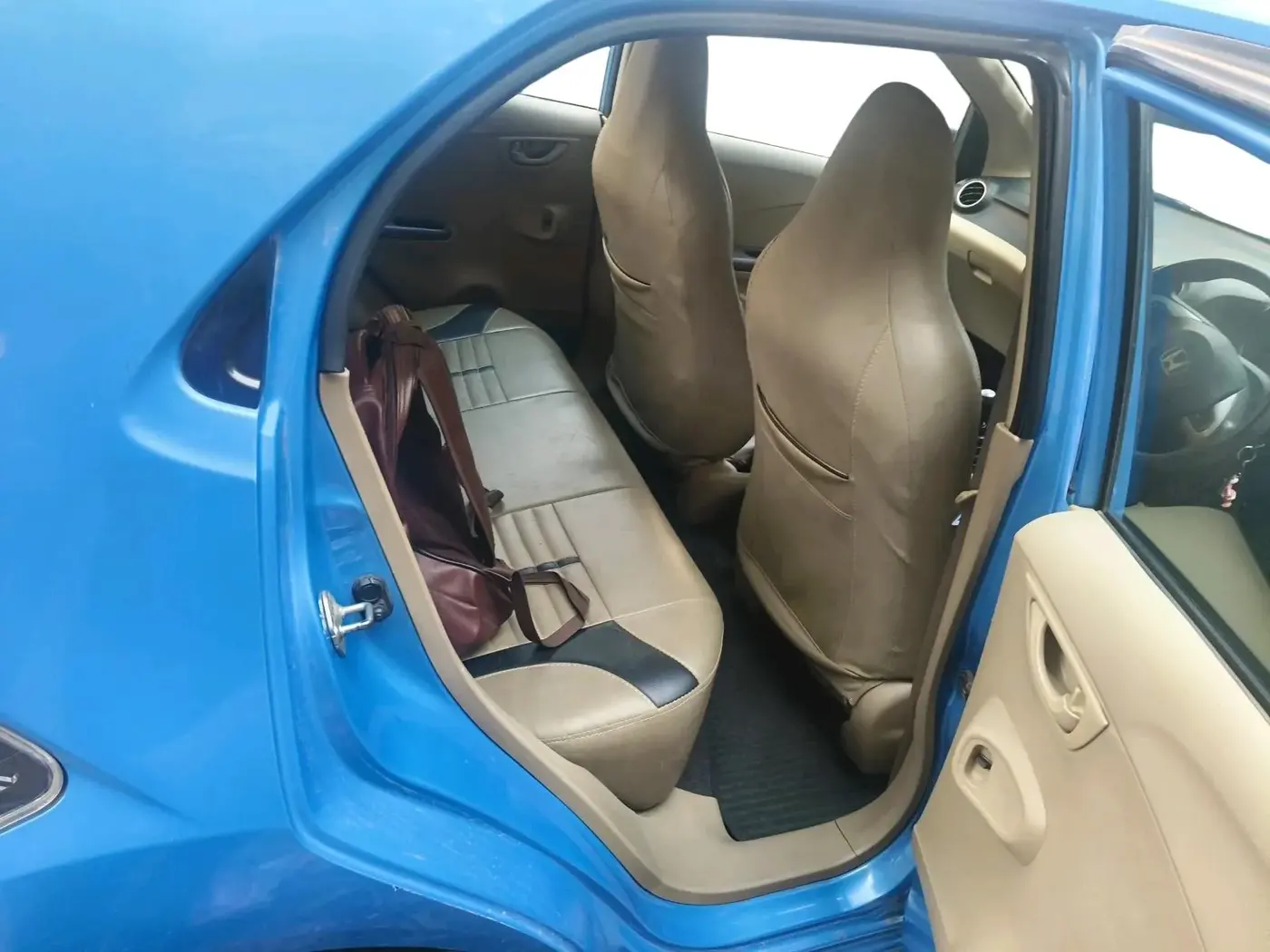 2012 Honda Brio S MT, Petrol, Manual, 65,571 km, interior