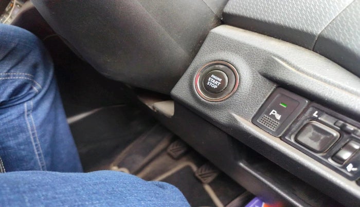 2016 Maruti Vitara Brezza ZDI PLUS DUAL TONE, Diesel, Manual, 67,876 km, interior