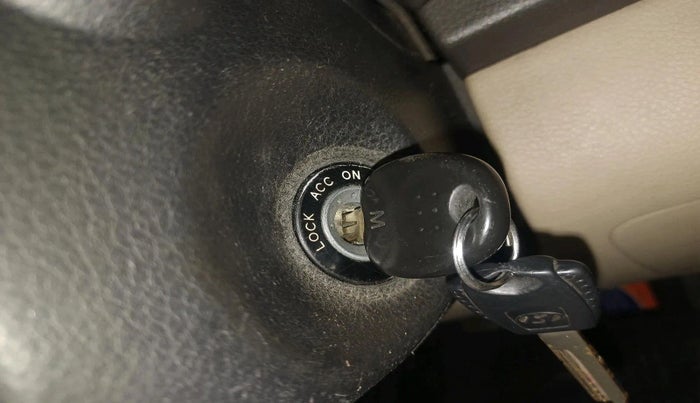 2013 Hyundai Eon ERA +, Petrol, Manual, 65,089 km, interior