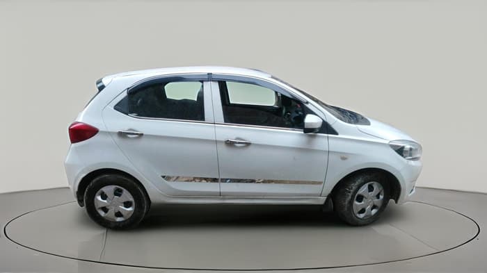 2018 Tata Tiago XT PETROL, CNG, Manual, 71,590 km, exterior