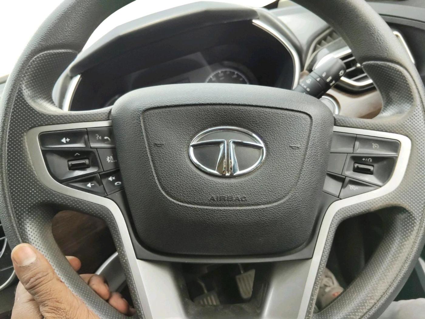 2022 Tata Harrier XT PLUS 2.0L KRYOTEC, Diesel, Manual, 57,477 km, interior
