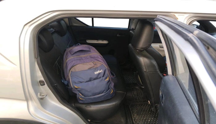 2017 Maruti IGNIS ZETA 1.2 AMT, CNG, Automatic, 1,17,669 km, interior