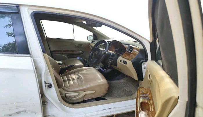 2016 Honda Amaze 1.2L I-VTEC E, CNG, Manual, 97,264 km, interior