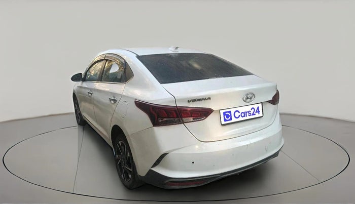 2022 Hyundai Verna SX (O)1.5 VTVT, Petrol, Manual, 27,922 km, exterior