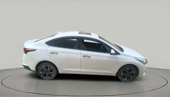 2022 Hyundai Verna SX (O)1.5 VTVT, Petrol, Manual, 27,922 km, exterior