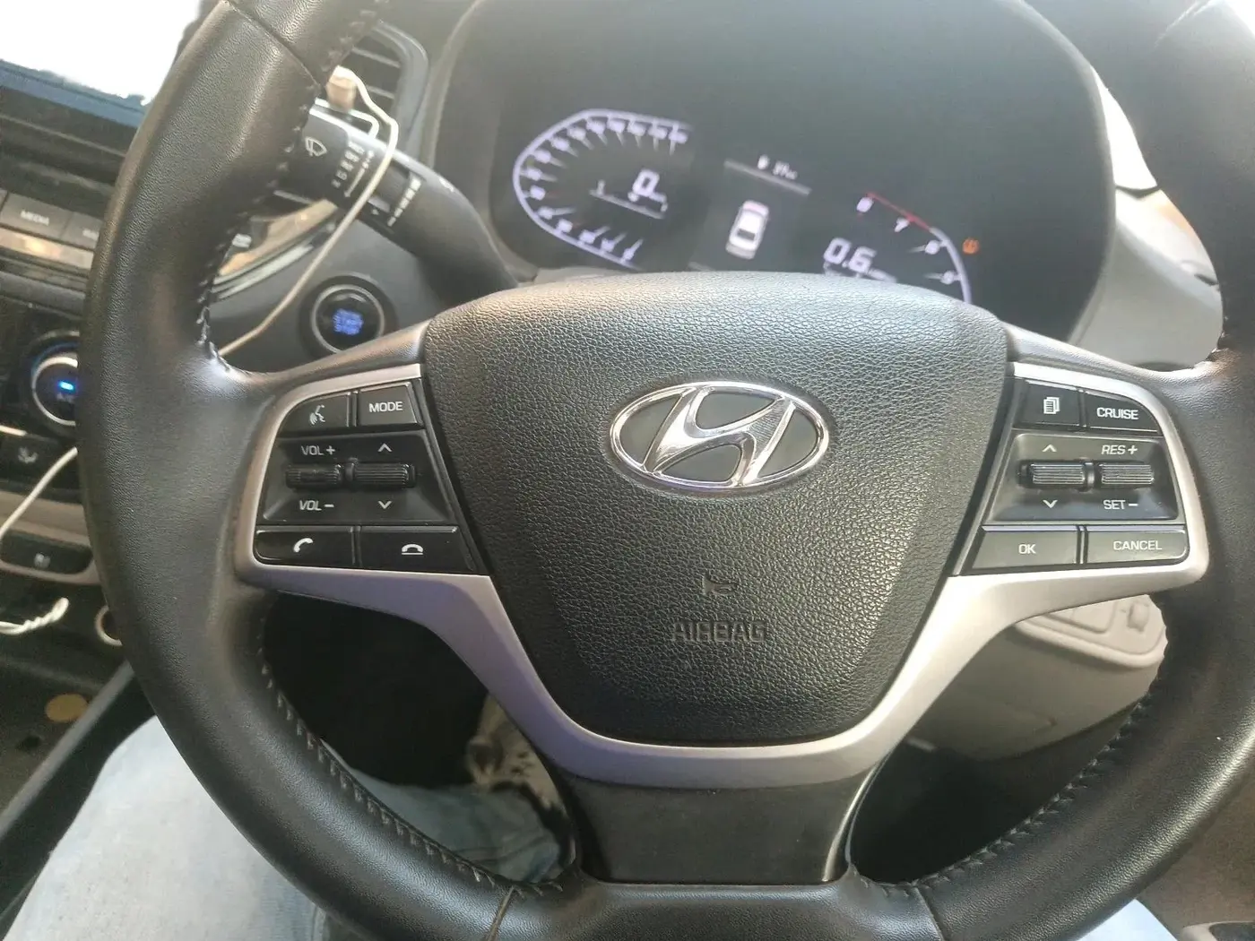 2022 Hyundai Verna SX (O)1.5 VTVT, Petrol, Manual, 27,922 km, interior