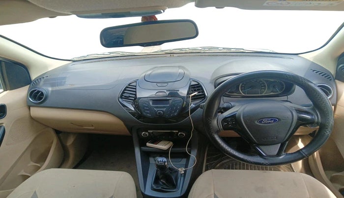 2018 Ford Figo Aspire TITANIUM1.5 DIESEL, Diesel, Manual, 1,00,229 km, interior