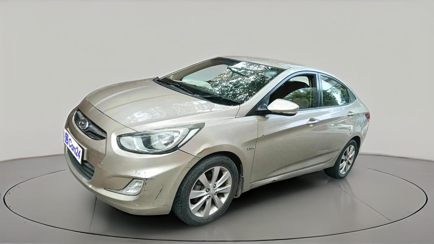 2011 Hyundai Verna FLUIDIC 1.6 VTVT SX, Petrol, Manual, 69,218 km, exterior