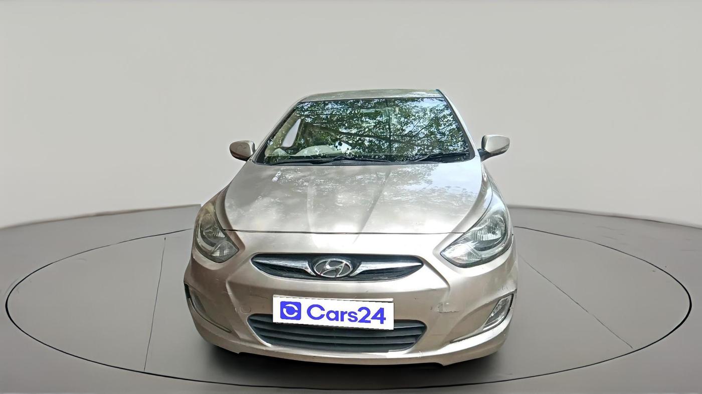 2011 Hyundai Verna FLUIDIC 1.6 VTVT SX, Petrol, Manual, 69,218 km, exterior