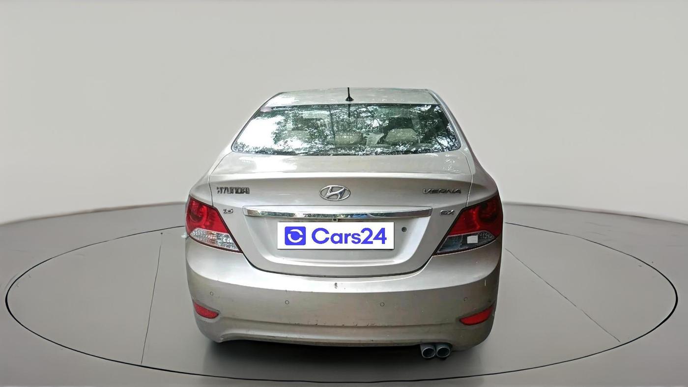 2011 Hyundai Verna FLUIDIC 1.6 VTVT SX, Petrol, Manual, 69,218 km, exterior