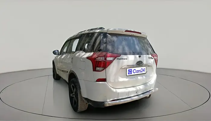 2017 Mahindra XUV500 W6 1.99, Diesel, Manual, 1,29,882 km, exterior