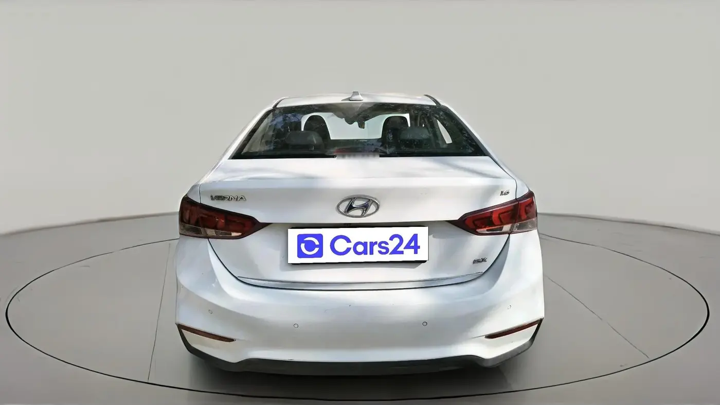 2017 Hyundai Verna 1.6 VTVT SX (O) AT, Petrol, Automatic, 41,930 km, exterior