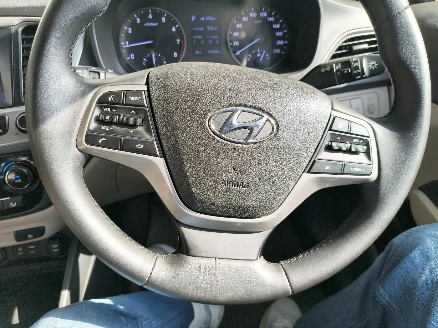 2017 Hyundai Verna 1.6 VTVT SX (O) AT, Petrol, Automatic, 41,930 km, interior