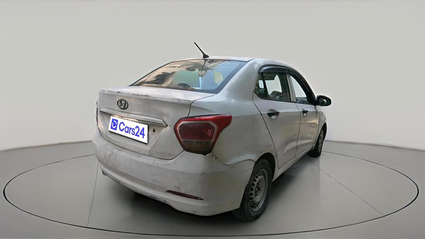 2016 Hyundai Xcent BASE 1.2, CNG, Manual, 1,61,403 km, exterior