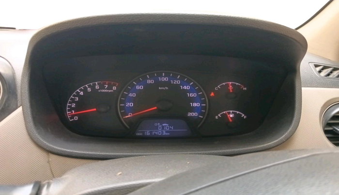 2016 Hyundai Xcent BASE 1.2, CNG, Manual, 1,61,403 km, interior