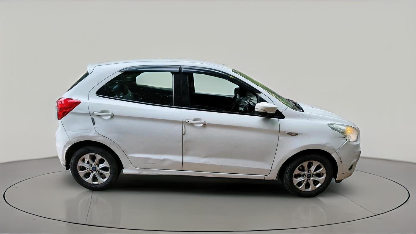 2015 Ford New Figo TITANIUM 1.2 PETROL MT, Petrol, Manual, 1,09,498 km, exterior