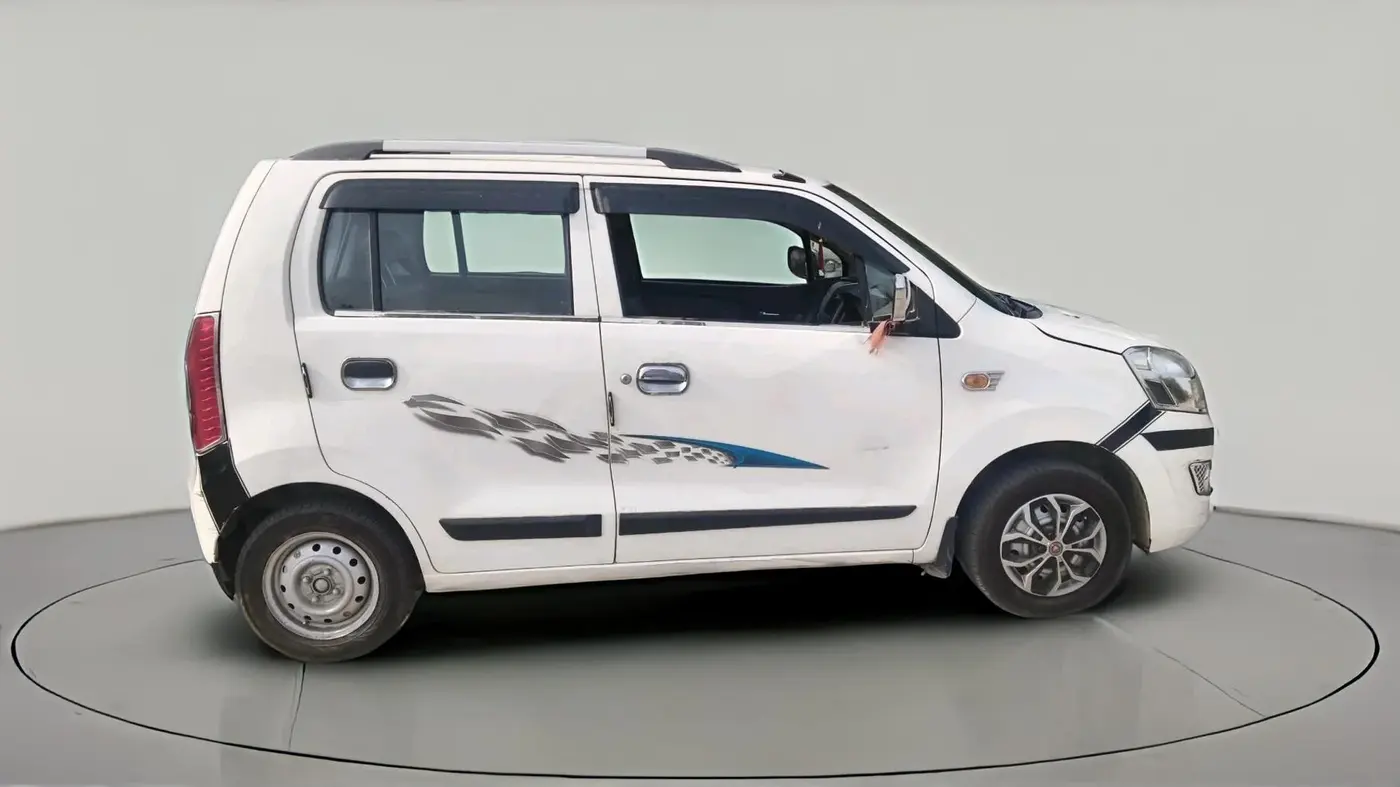 2017 Maruti Wagon R 1.0 LXI, Petrol, Manual, 60,170 km, exterior