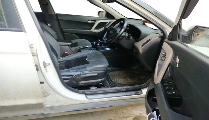 2017 Hyundai Creta SX PLUS 1.6 PETROL, CNG, Manual, 1,01,679 km, interior