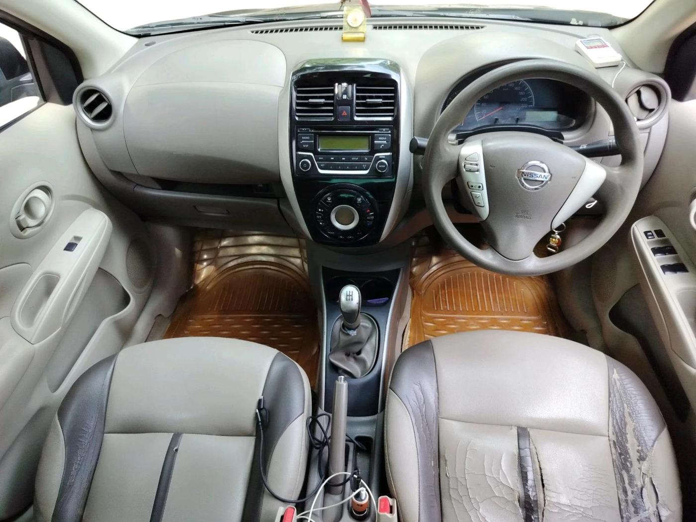 2016 Nissan Sunny XL, Petrol, Manual, 1,43,117 km, interior