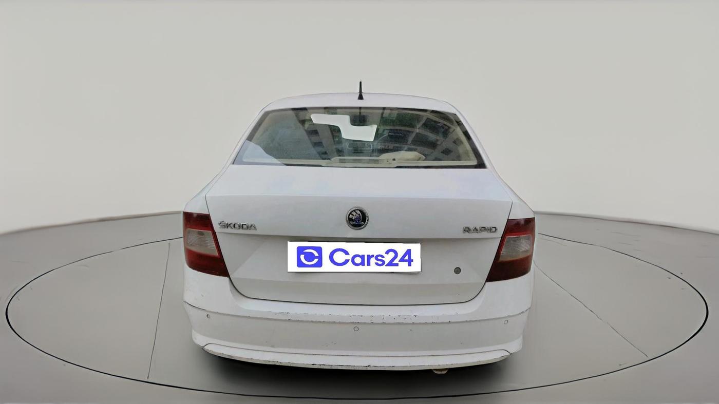 2017 Skoda Rapid AMBITION 1.6 MPI MT, Petrol, Manual, 1,63,613 km, exterior