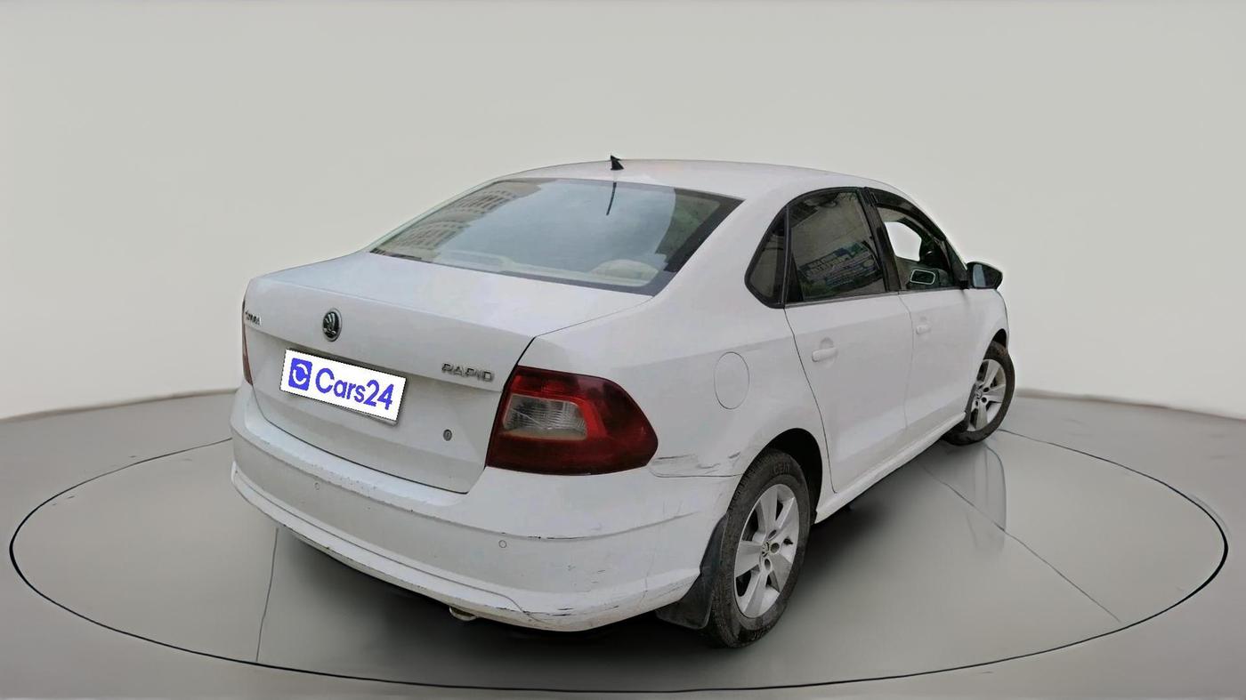 2017 Skoda Rapid AMBITION 1.6 MPI MT, Petrol, Manual, 1,63,613 km, exterior
