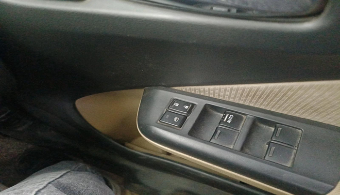 2018 Honda City 1.5L I-VTEC V MT, CNG, Manual, 74,176 km, interior