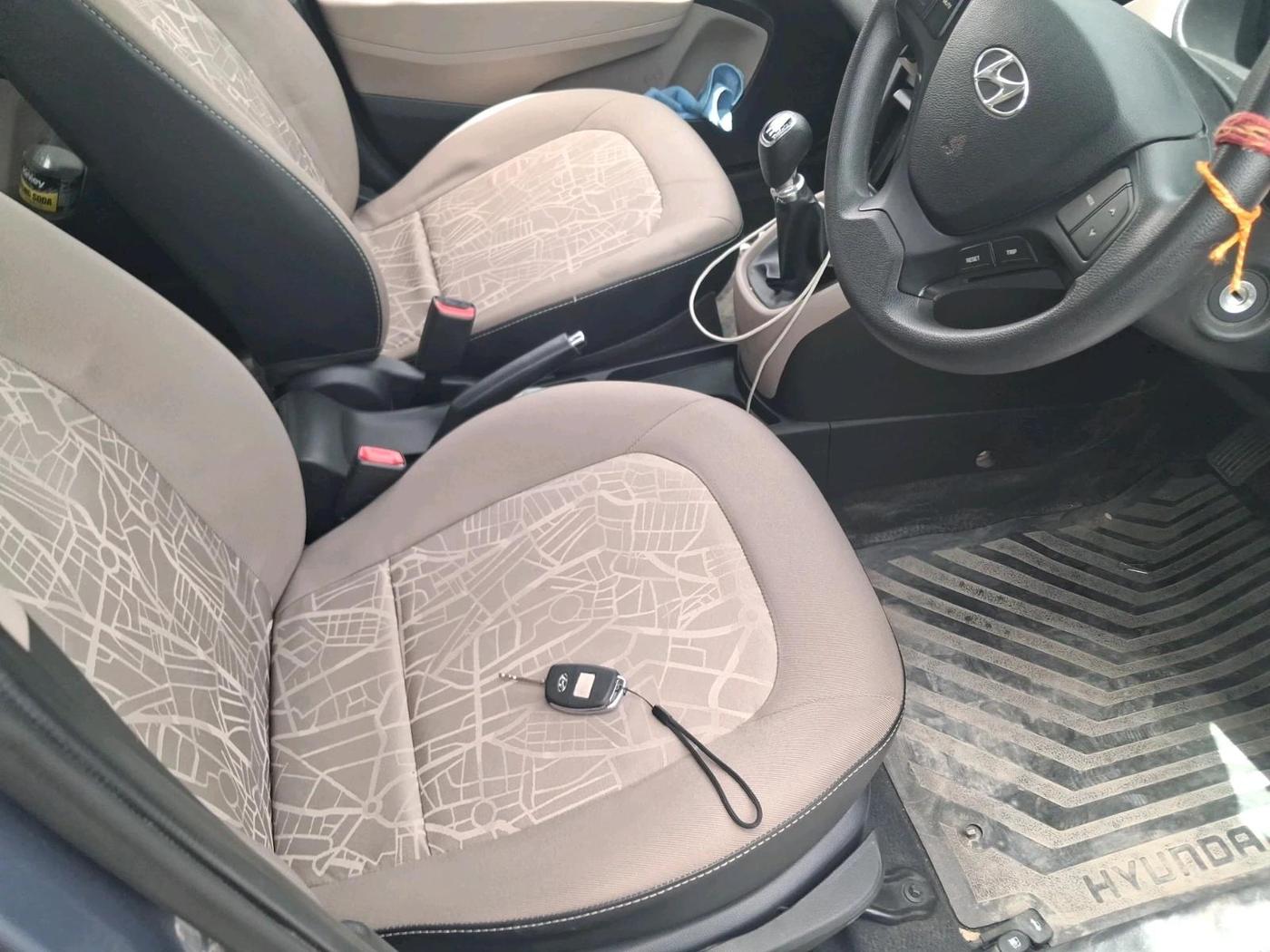 2015 Hyundai Xcent S 1.2, Petrol, Manual, 22,327 km, interior