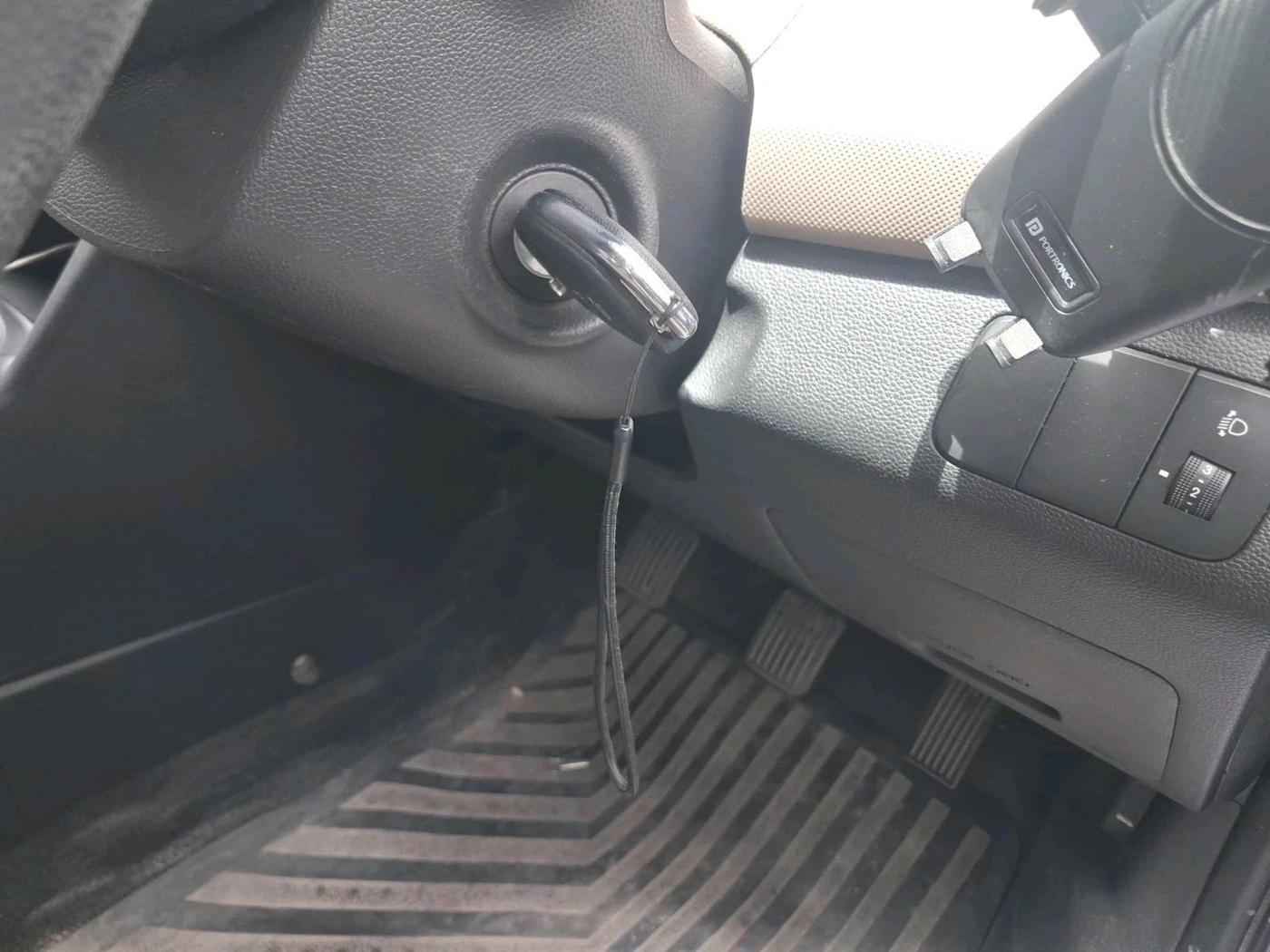 2015 Hyundai Xcent S 1.2, Petrol, Manual, 22,327 km, interior