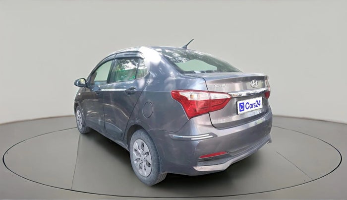 2018 Hyundai Xcent E+, CNG, Manual, 1,04,700 km, exterior