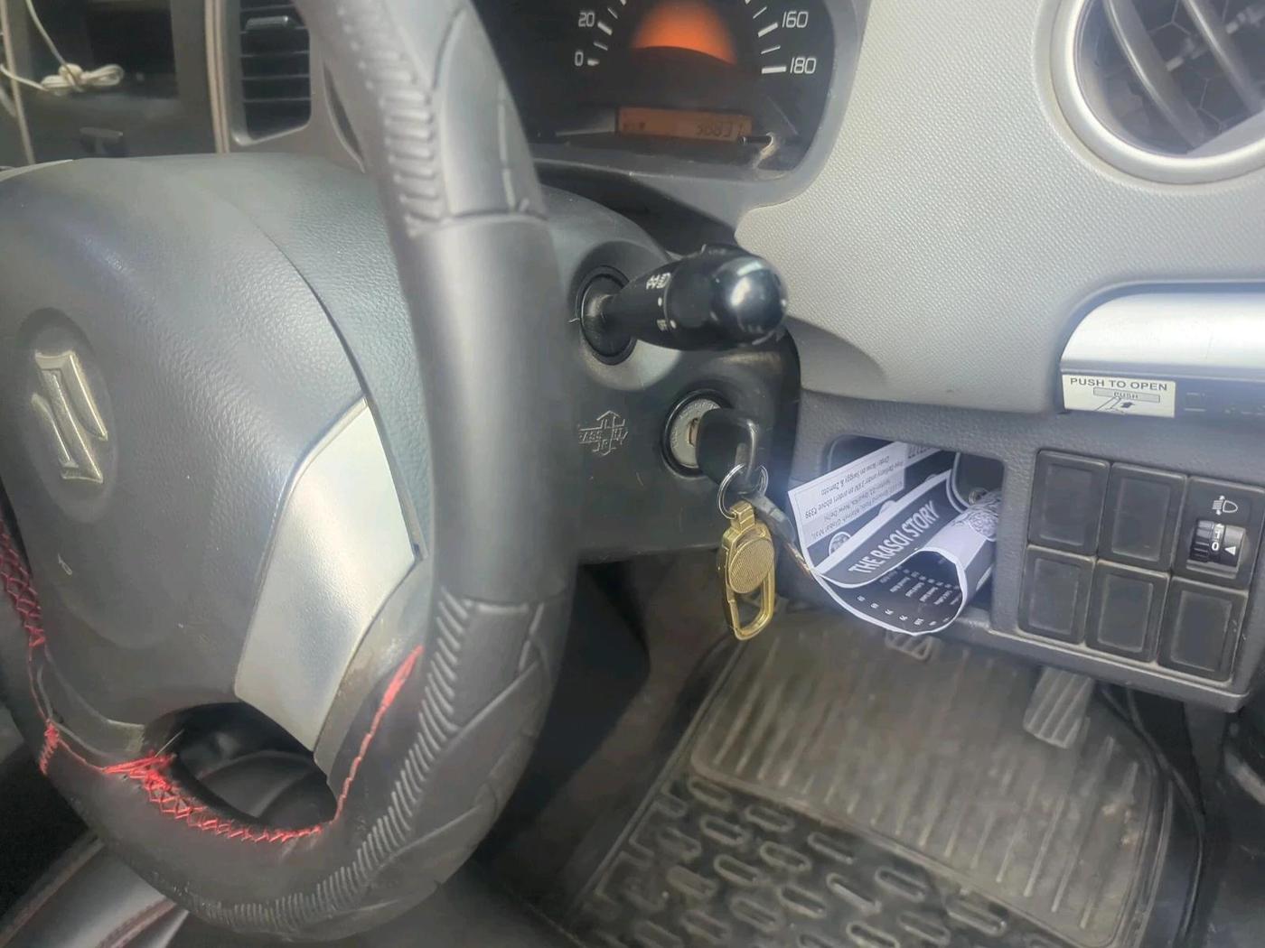 2012 Maruti Wagon R 1.0 LXI, Petrol, Manual, 38,831 km, interior