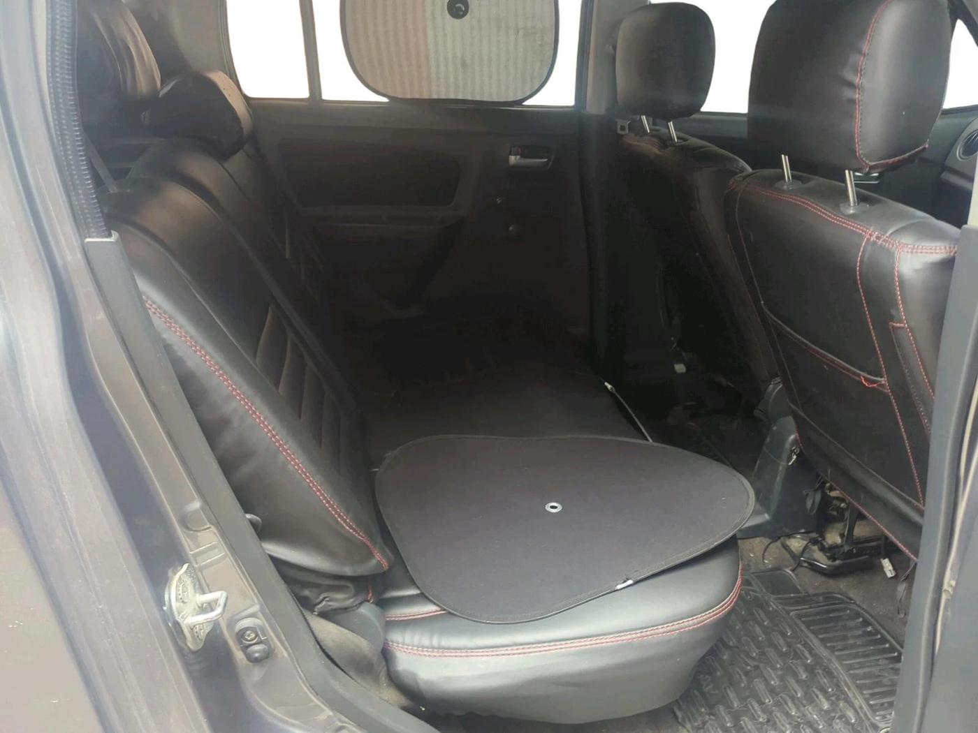 2012 Maruti Wagon R 1.0 LXI, Petrol, Manual, 38,831 km, interior