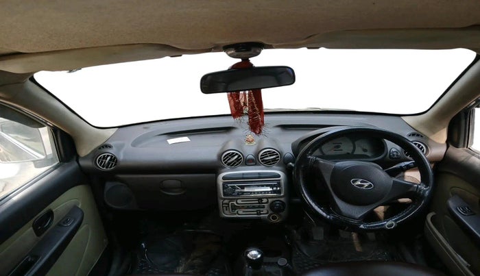 2011 Hyundai Santro Xing GL PLUS, Petrol, Manual, 1,62,999 km, interior