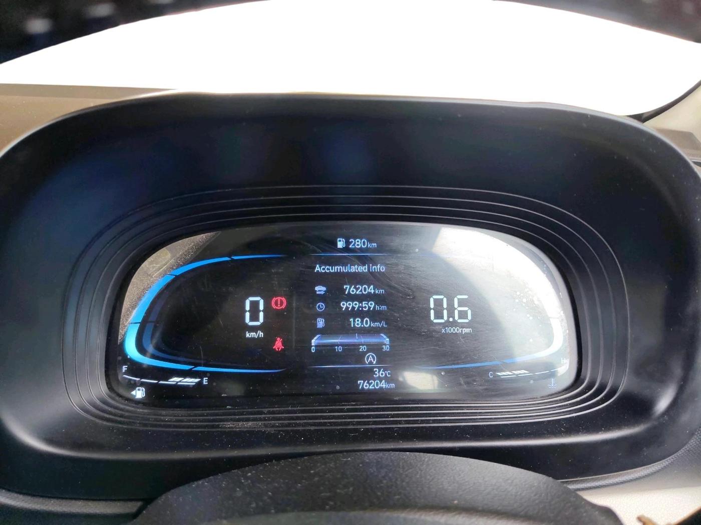 2023 Hyundai VENUE S(O) 1.2, Petrol, Manual, 76,204 km, interior