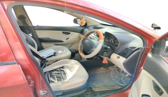 2013 Hyundai Eon MAGNA +, CNG, Manual, 57,215 km, interior