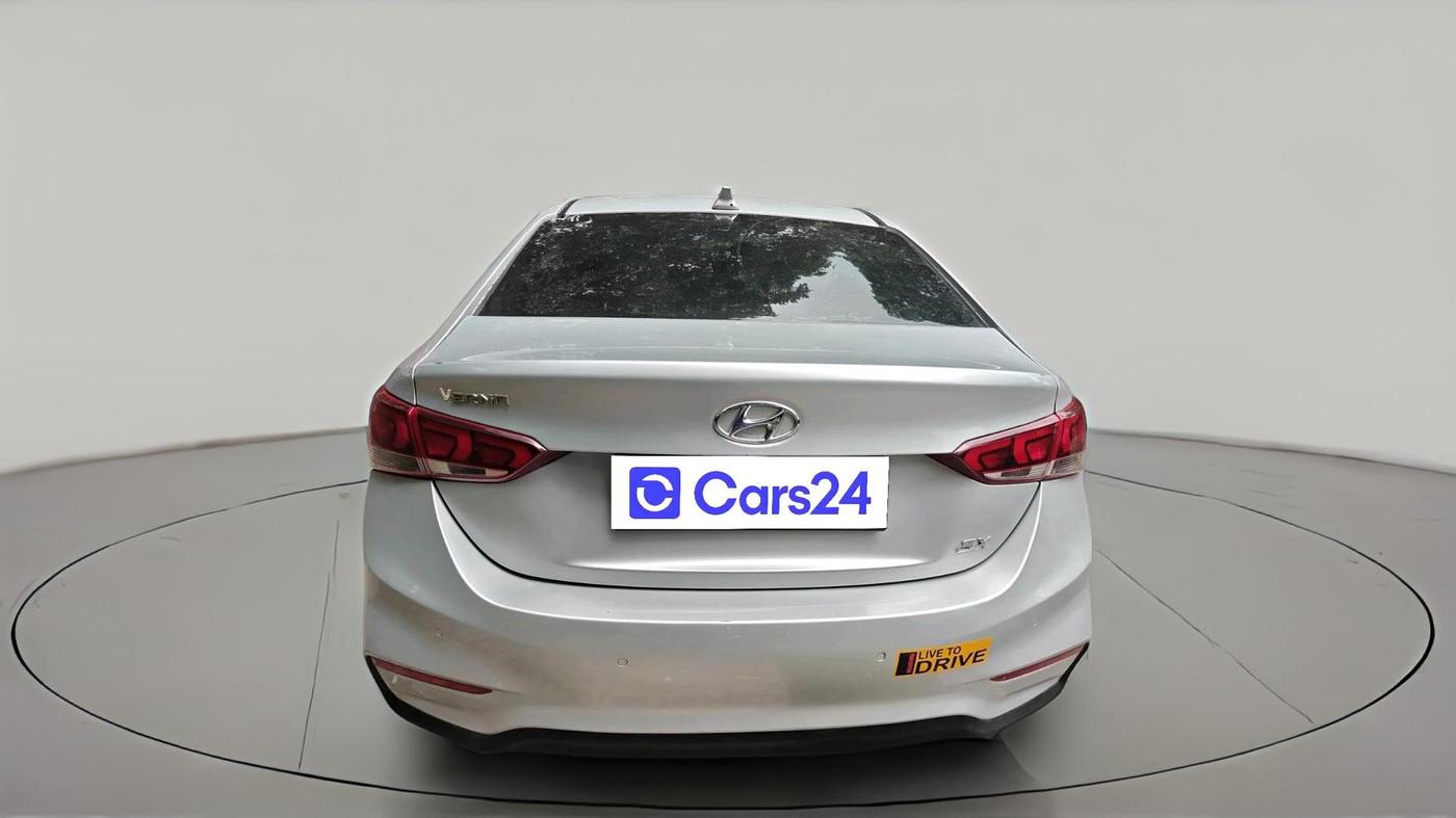2018 Hyundai Verna 1.6 VTVT SX (O) AT, Petrol, Automatic, 63,170 km, exterior