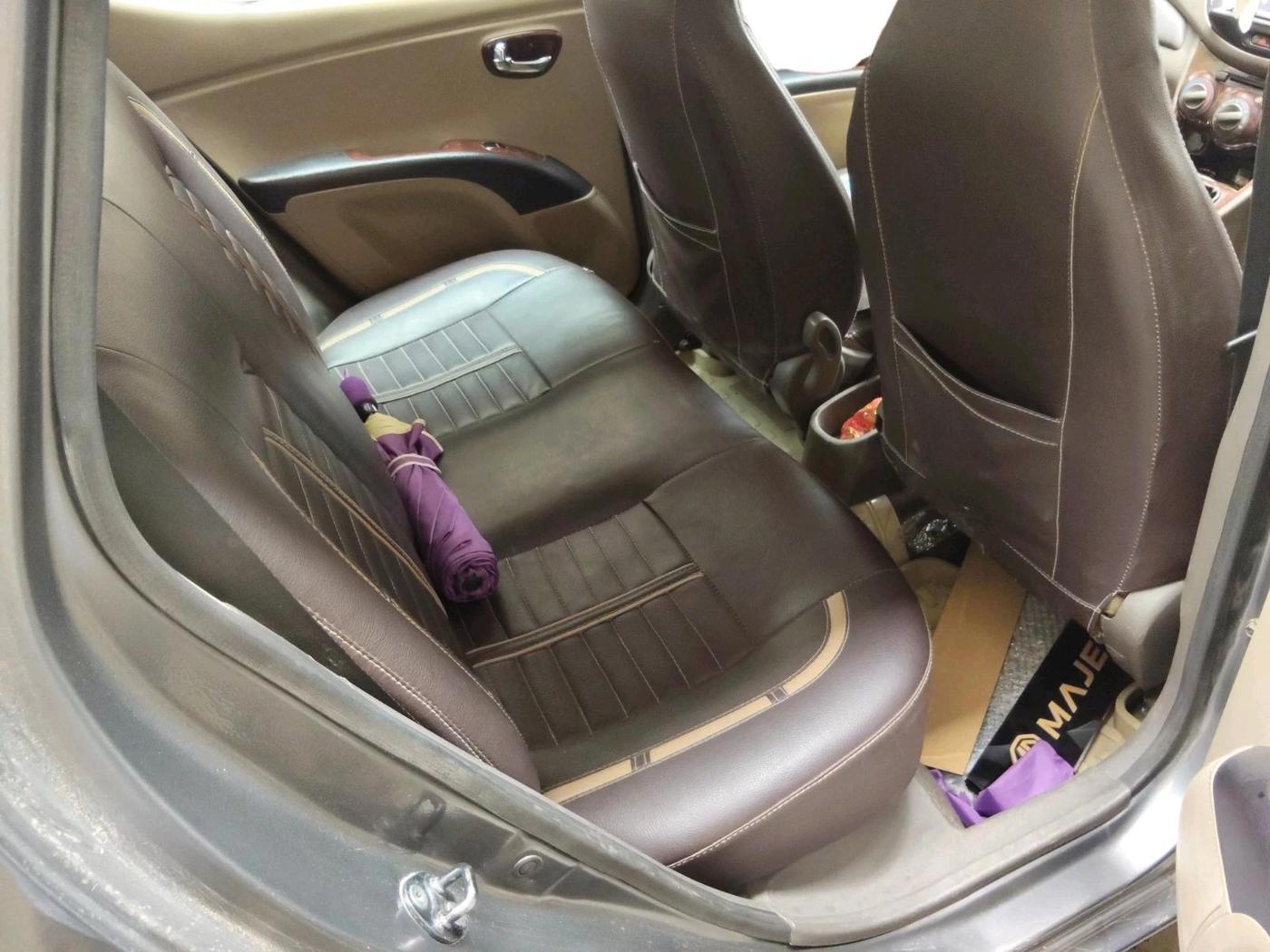 2013 Hyundai i10 MAGNA 1.1, CNG, Manual, 1,80,157 km, interior