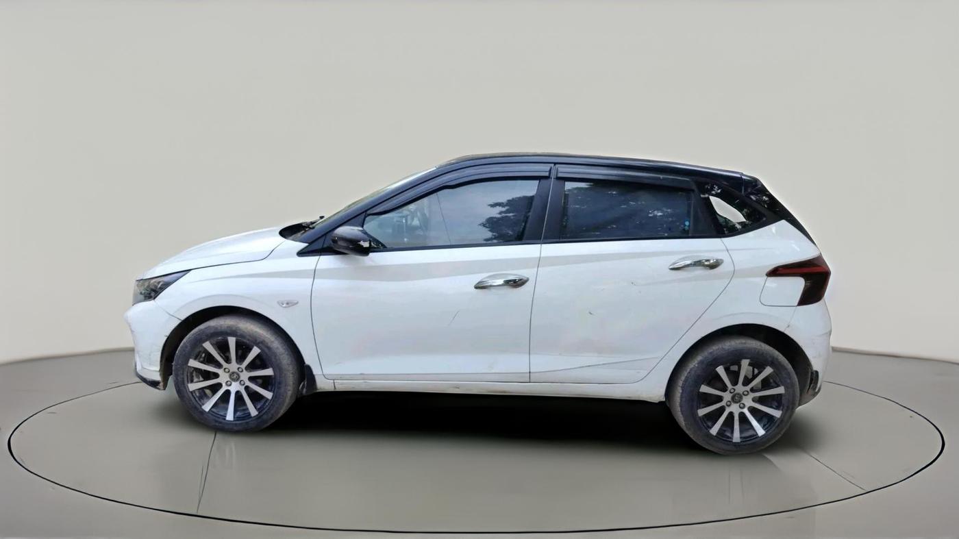 2023 Hyundai NEW I20 MAGNA 1.2 MT, CNG, Manual, 61,176 km, exterior
