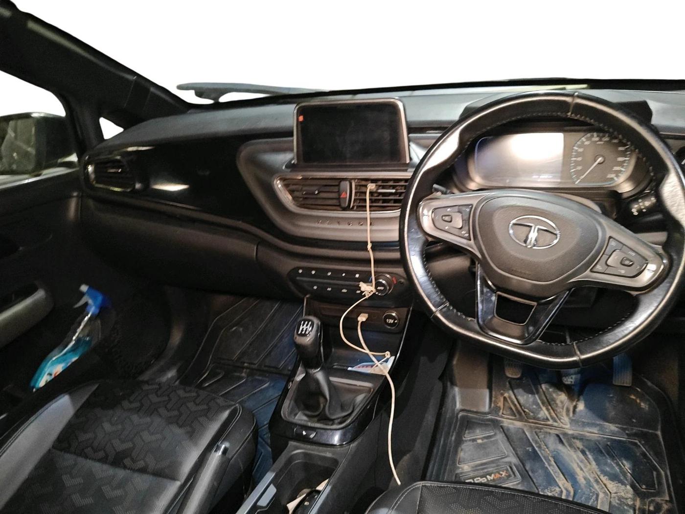 2021 Tata ALTROZ XZ PLUS PETROL DARK EDITION, Petrol, Manual, 80,643 km, interior