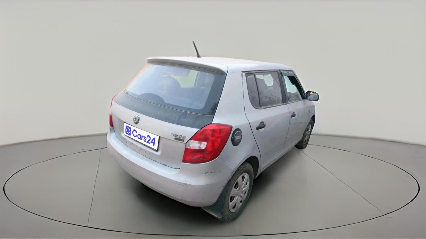 2011 Skoda Fabia ACTIVE 1.2 MPI, Petrol, Manual, 85,971 km, exterior