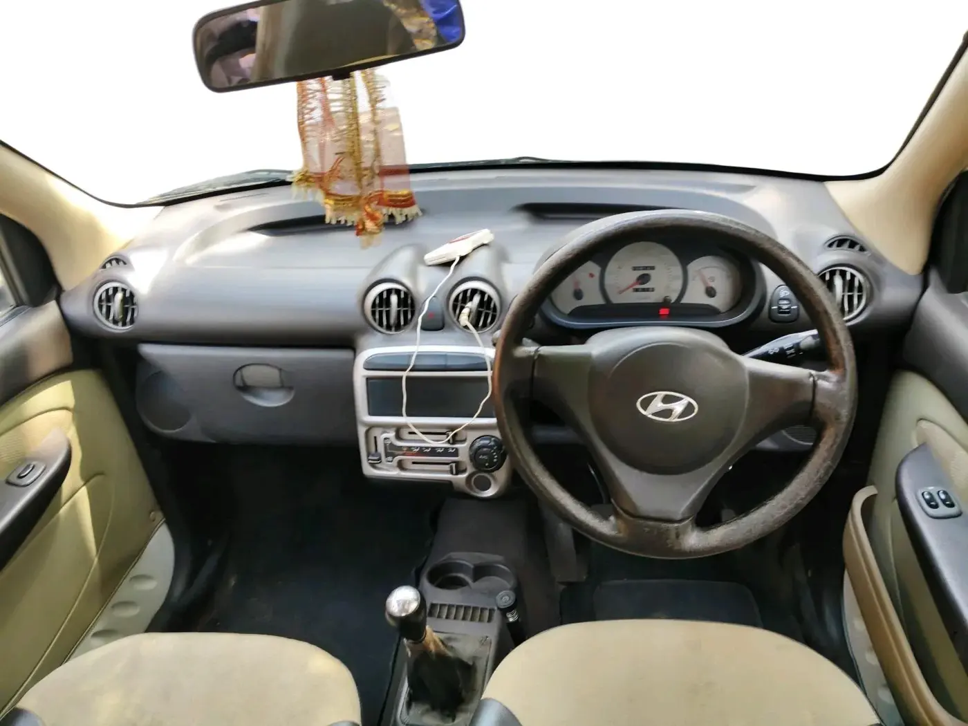 2013 Hyundai Santro Xing GL PLUS, Petrol, Manual, 29,142 km, interior