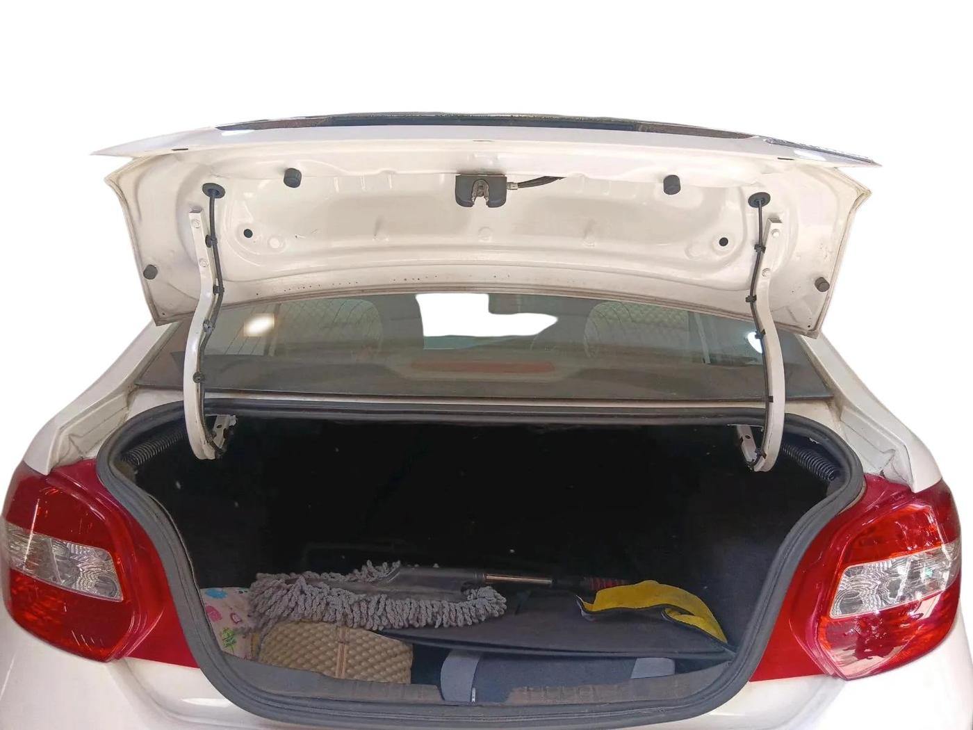 2015 Tata Zest XT PETROL, Petrol, Manual, 75,750 km, exterior