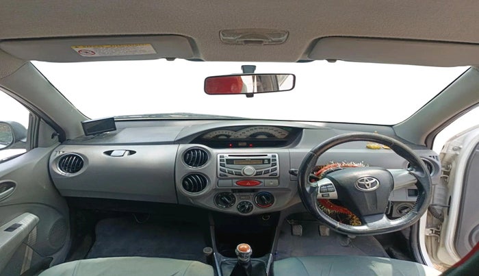 2011 Toyota Etios Liva VX, Petrol, Manual, 62,605 km, interior