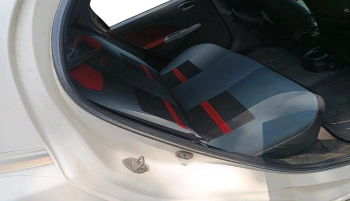 2011 Toyota Etios Liva VX, Petrol, Manual, 62,605 km, interior