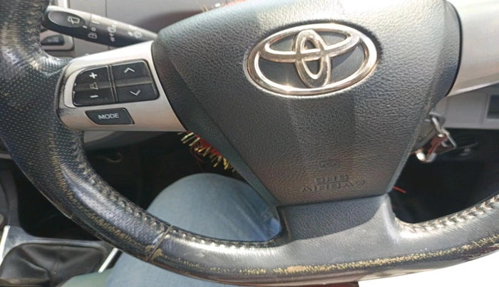 2011 Toyota Etios Liva VX, Petrol, Manual, 62,605 km, interior